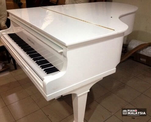 Yamaha G5 White Grand Piano