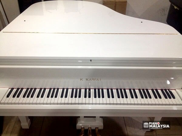 Kawai KG-2C White Grand Piano