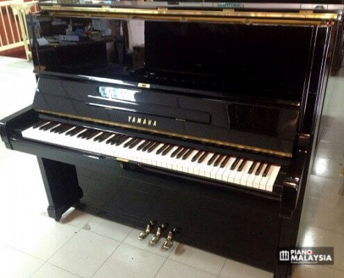 Yamaha U2G Upright Piano