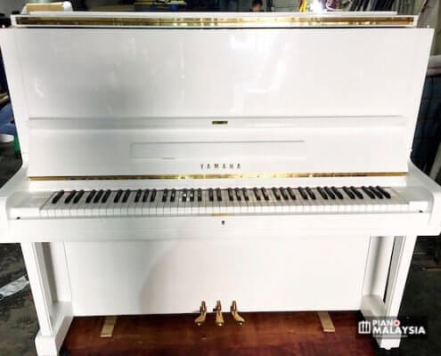 Yamaha U3E Pearl White Upright Piano