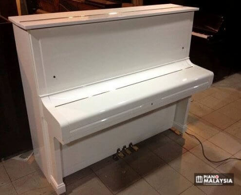 Yamaha U2G Pearl White Upright Piano