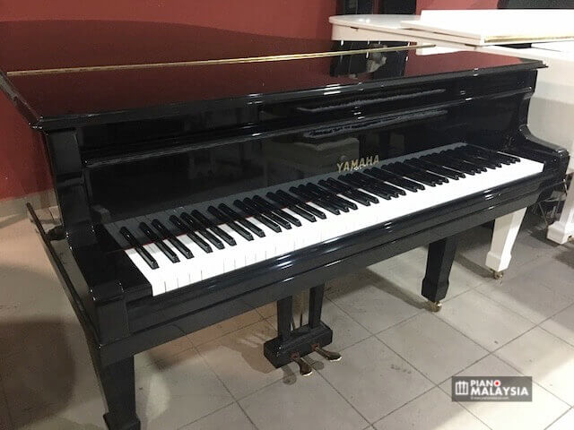 Yamaha No.25 Grand Piano